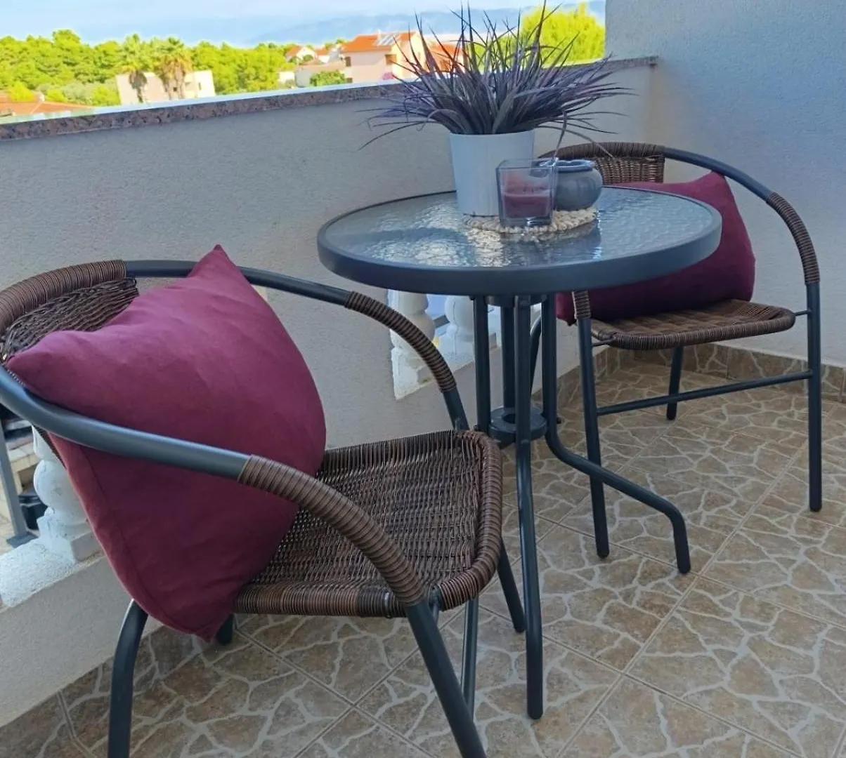 Fewo Saric Vir Apartment